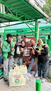 Supporting Working Moms’ Nutrition Amid Their Daily Mobility